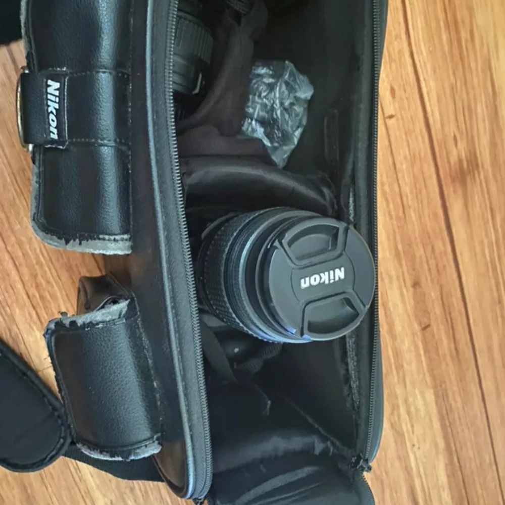 NIKON DSLR Camera 3200